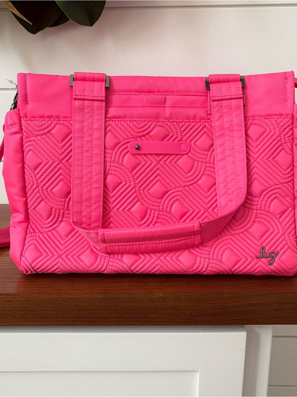 Lug Dilly Dally Hot Pink Quilted Convertible Tote Bag NWOT Barbie Travel Pockets - Picture 2 of 8